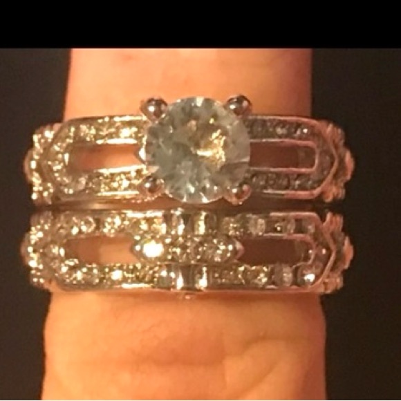 New Sterling silver white sapphire wedding ring set sizes 6.25 & 6.5 - Picture 6 of 9